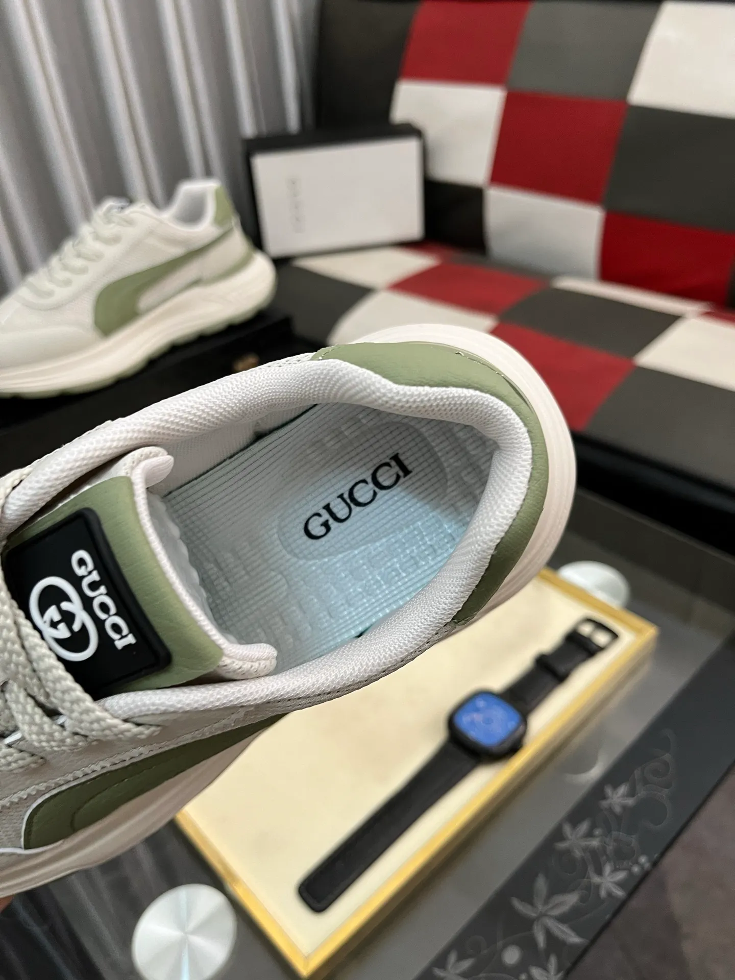 Men's Men's Shoes 💰458⌚️⌚️【GUCCI】Gucci men's latest white shoe series casual shoes! The official website is built 1:1. Upper: Made of imported cowhide, with electric embroidery ➕Inner lining: Made of high-quality first-layer pigskin, soft and comfortable. Picky material selection and exquisite workmanship give you the best enjoyment. Size: 38-443️⃣Colors available